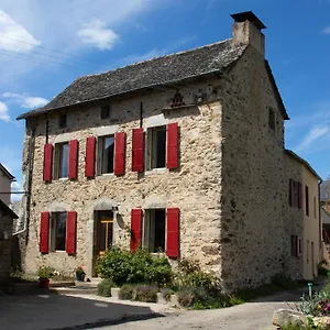 https://la-ferme-de-chantevent.midi-pyreneeshotels.com